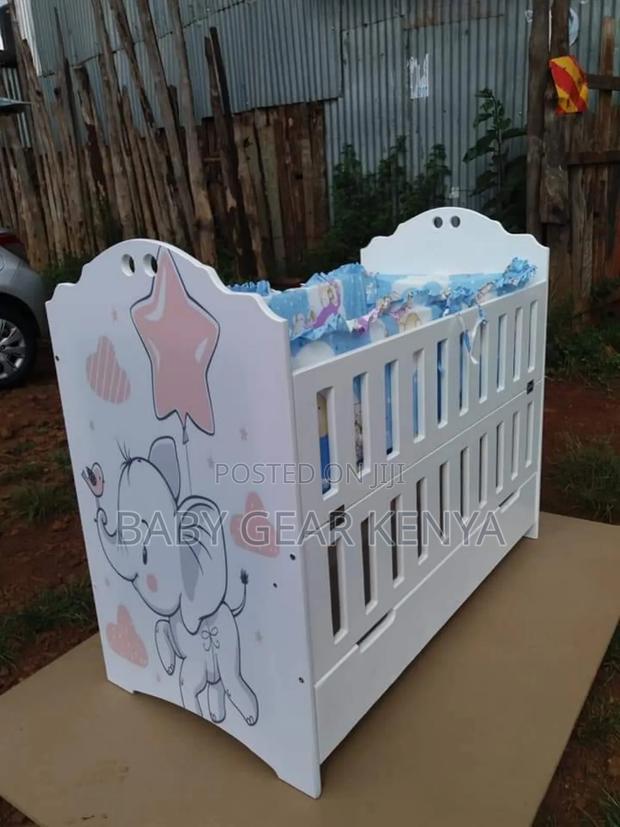 Baby Cot*Spray Painted - thumbnail 4
