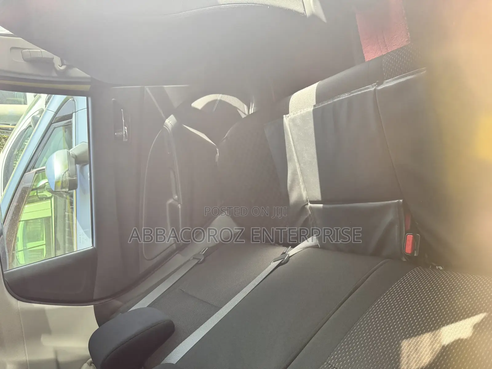 Suzuki Swift 2018 Yellow