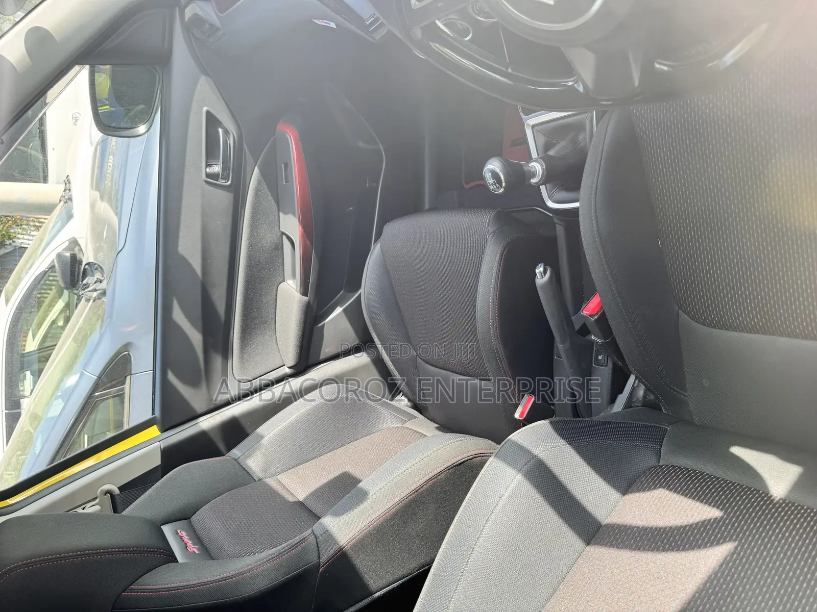 Suzuki Swift 2018 Yellow