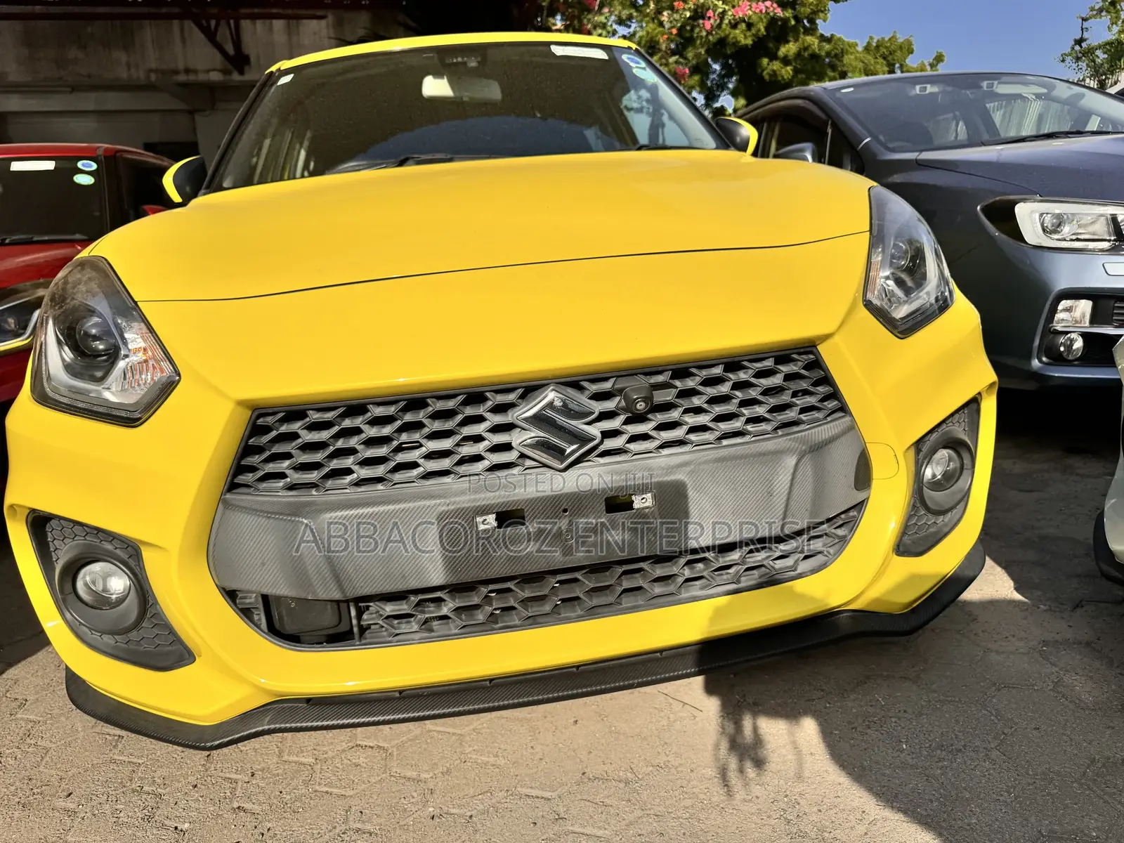 Suzuki Swift 2018 Yellow