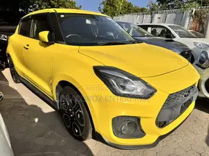 Suzuki Swift 2018 Yellow