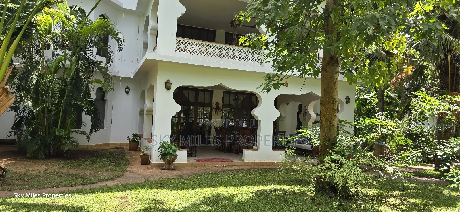 Luxury 3-Bedroom All-en-Suite Apartment for Holiday Bookings