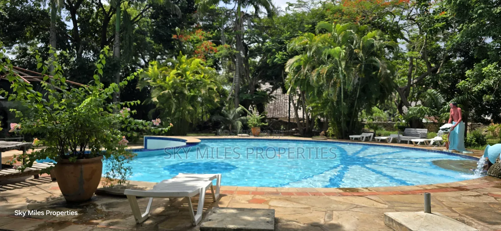 Luxury 3-Bedroom All-en-Suite Apartment for Holiday Bookings