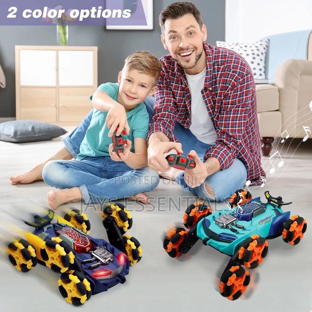 Remote Stunt Car With Light Music