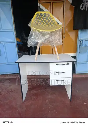 Standard Office Desk