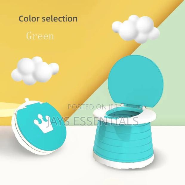 Collapsible Kids Travel Potty - thumbnail 3