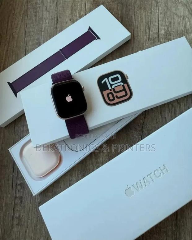 Apple Watch Series 10 42mm - main view