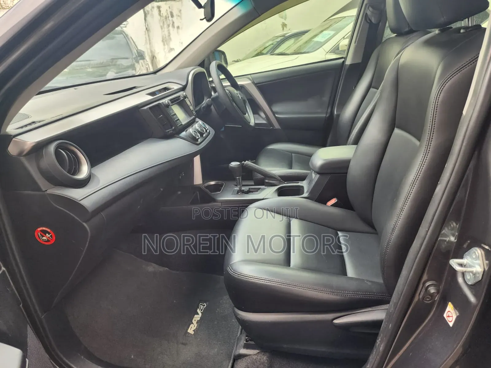 Toyota RAV4 2017 Gray
