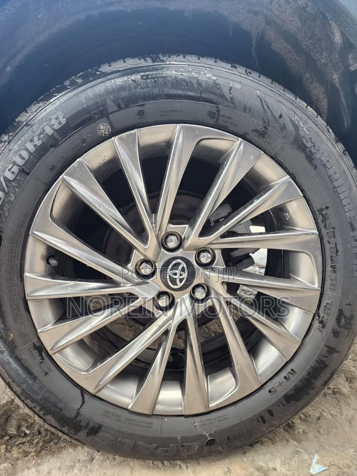 Toyota RAV4 2017 Gray
