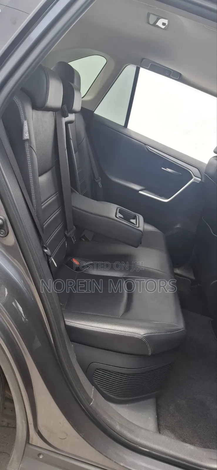 Toyota RAV4 2020 Gray
