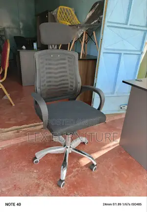 Bossy Office Chair