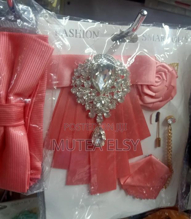 Black, Navyblue Peach Specific French Bowties - thumbnail 2