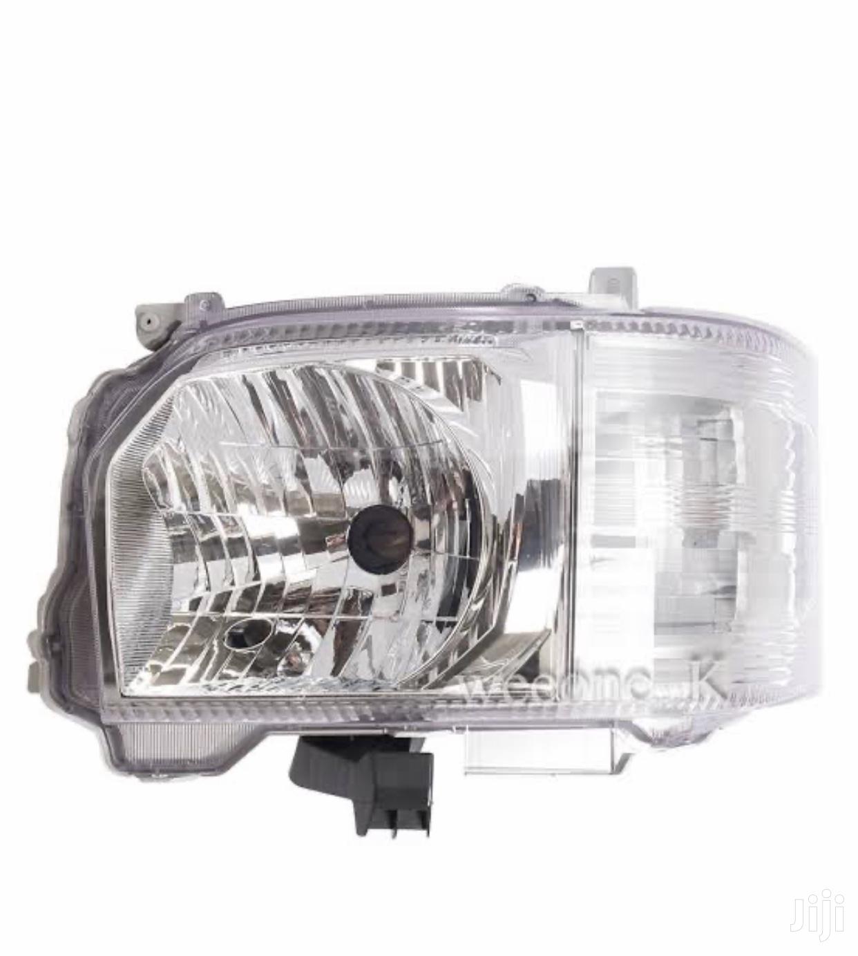 Headlight Hiace Headlamp 7L All Models