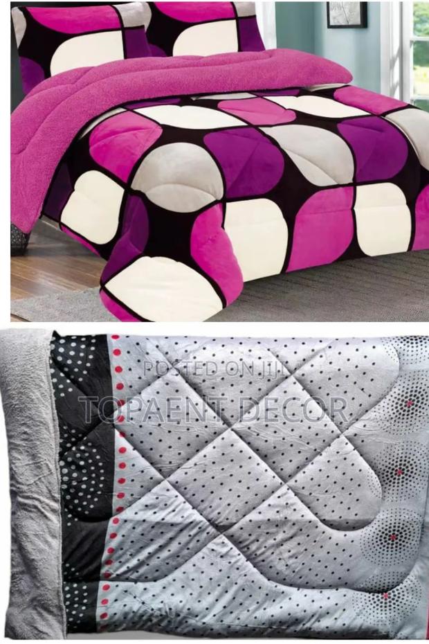 Patterned Heavy Warm Single Woolen 5 by 6 Duvets - main view