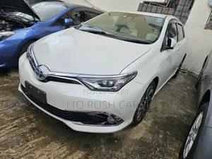 Toyota Auris 2018 White