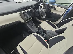 Toyota Auris 2018 White