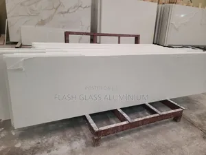 Quartz Counter Tops White