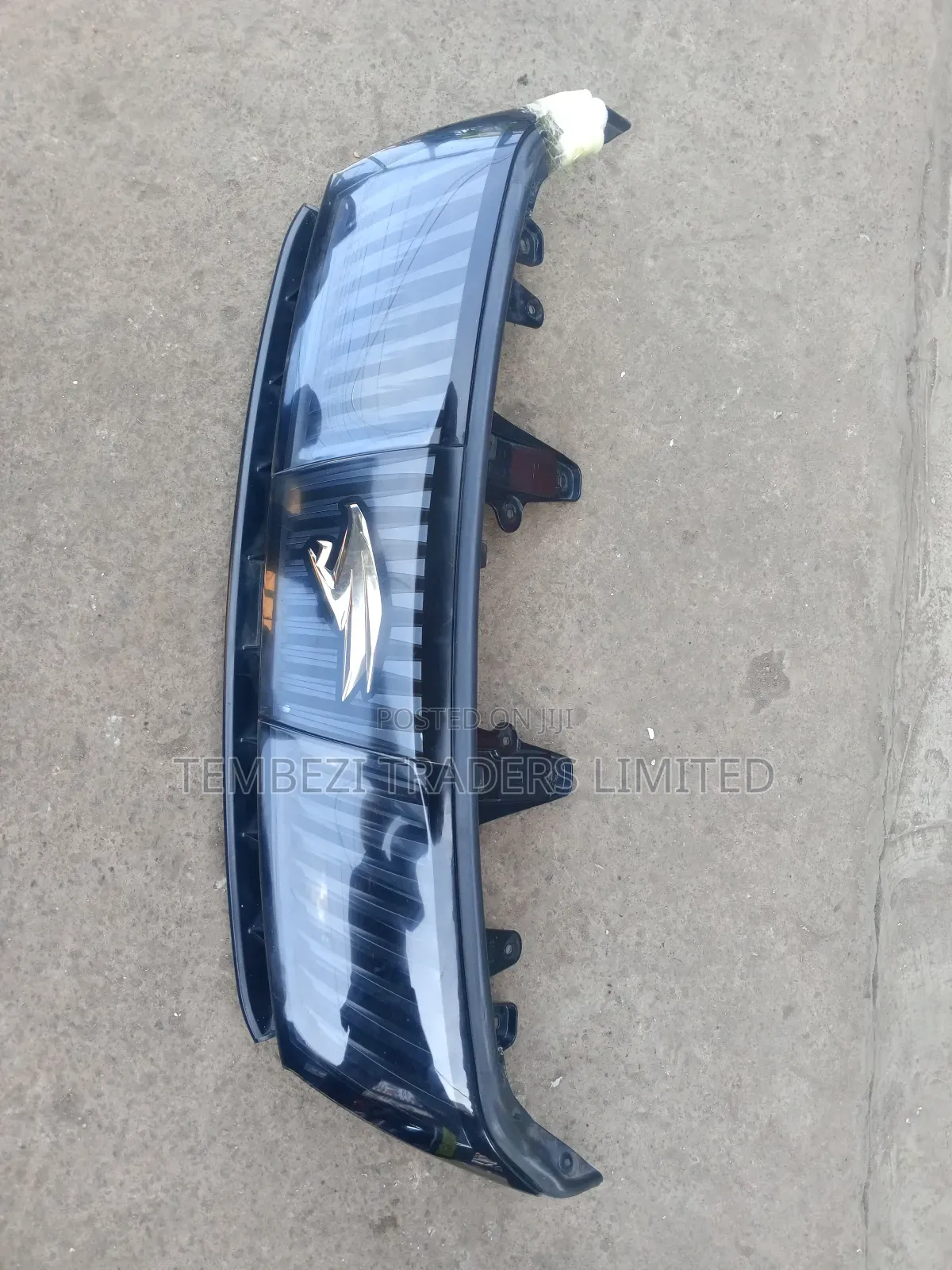 Toyota Harrier New Model Front Grill With Logo