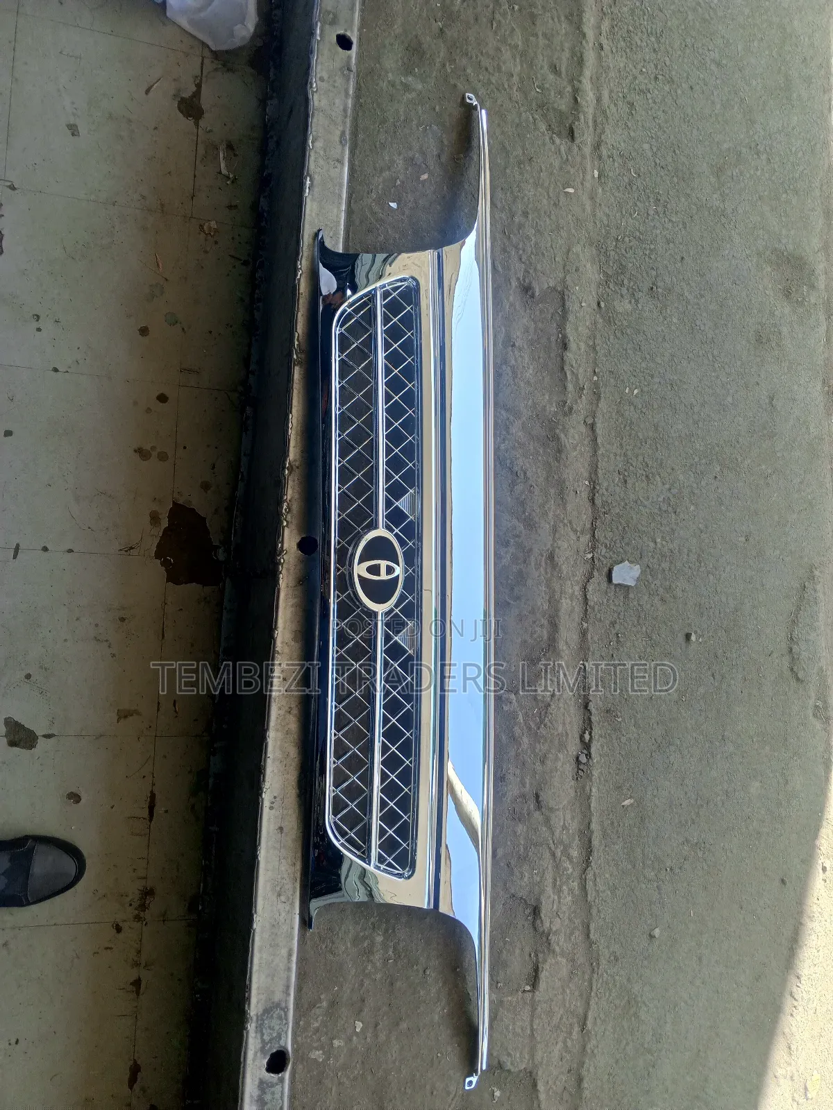 Matatu Hiace Toyota Shark 5l/3l Chrome Grille