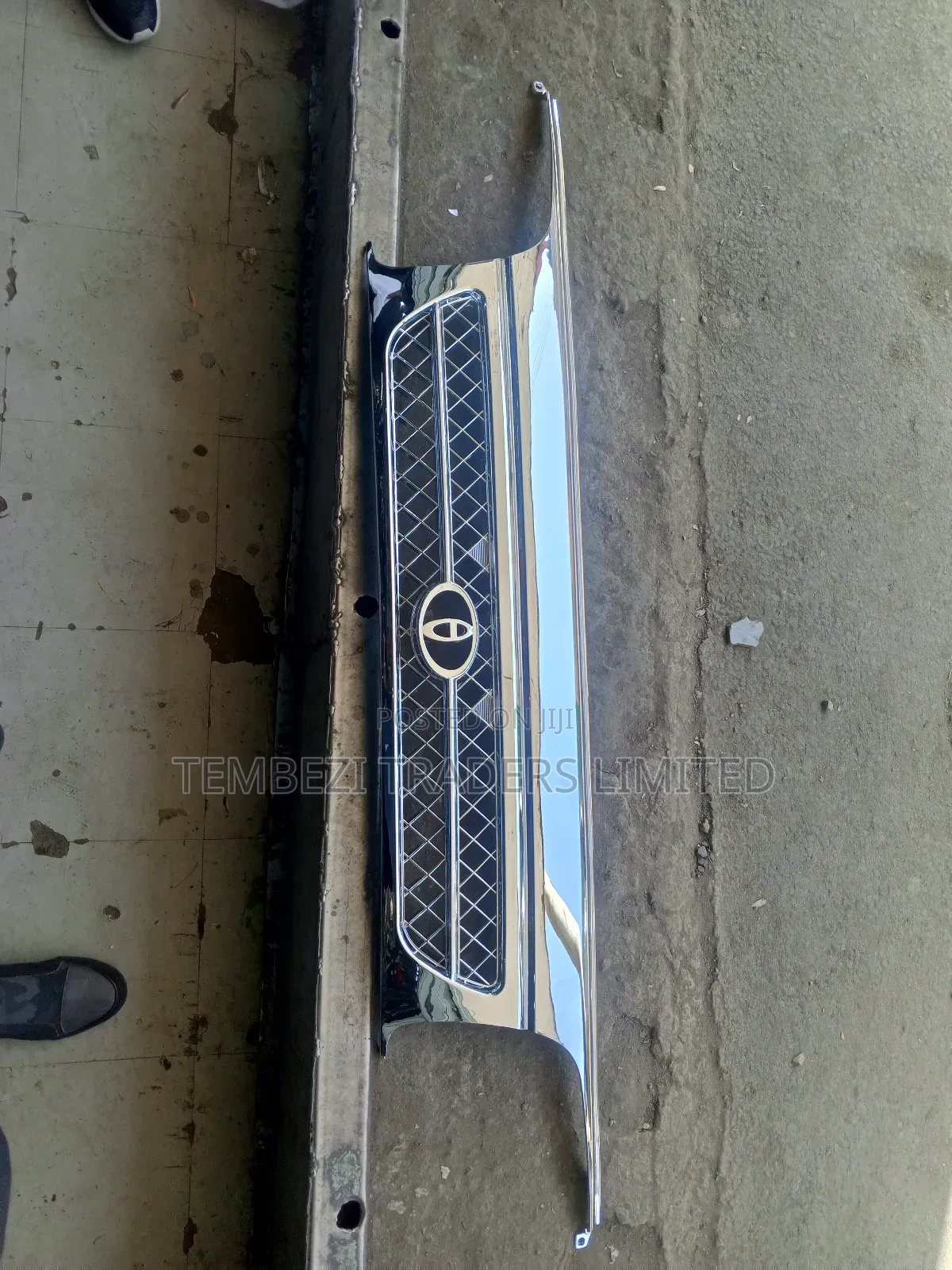 Matatu Hiace Toyota Shark 5l/3l Chrome Grille