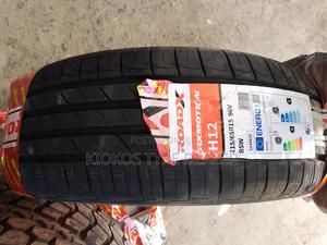 215/65r15 Roadx Tire