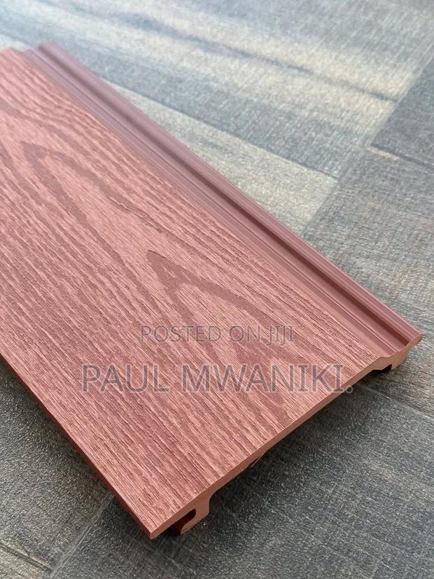 Laminate Flooring Planks - thumbnail 4