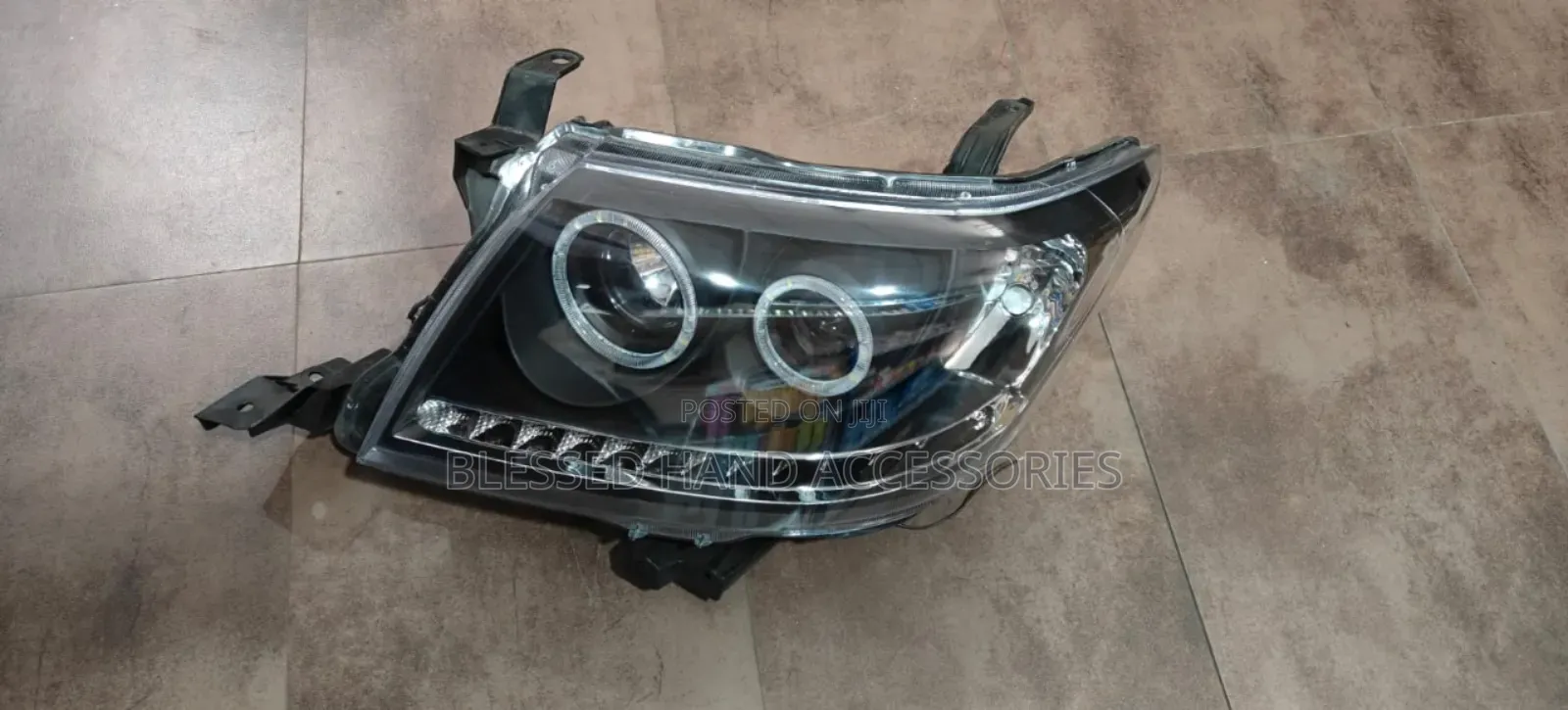 Headlights Hilux Vigo After Market Lights Both Sides