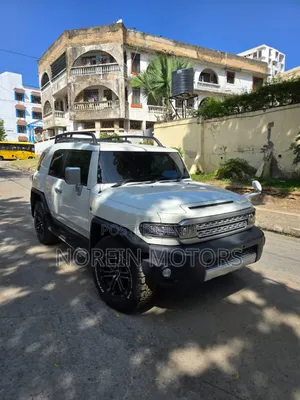 Toyota FJ Cruiser 2017 Off white