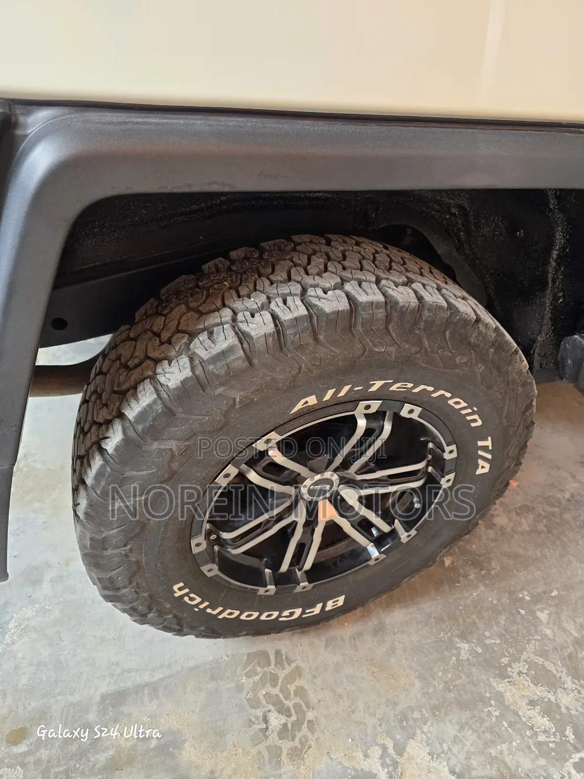 Toyota FJ Cruiser 2017 Off white