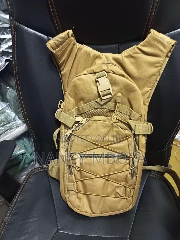 Hydration Backpack Available With 2L Water Bladder - thumbnail 2
