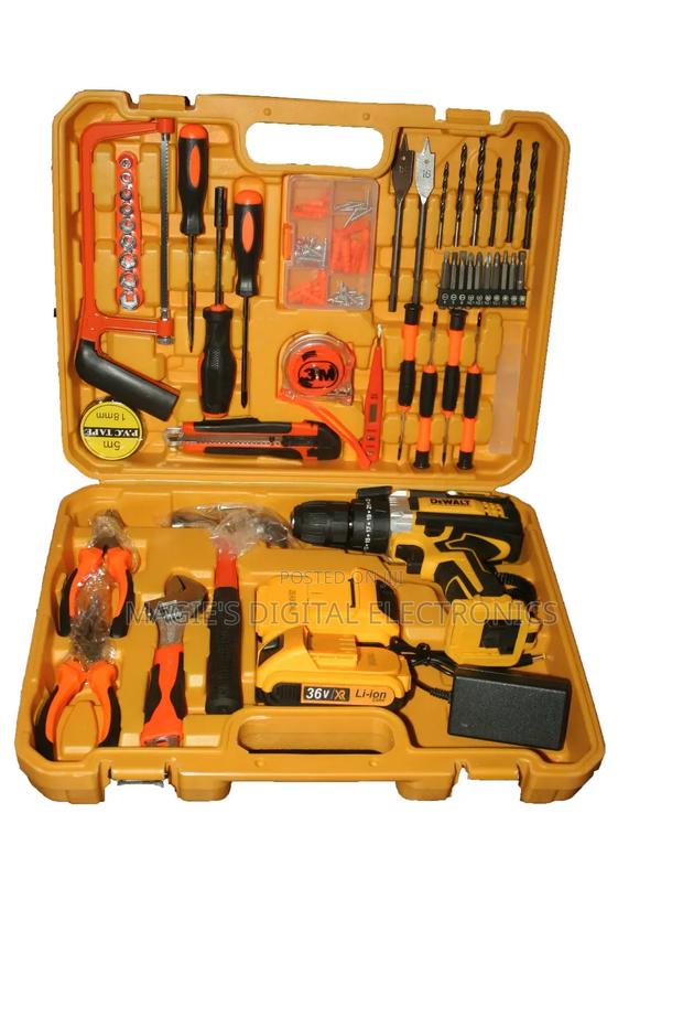Dewalt Drillset (Yellow) - main view