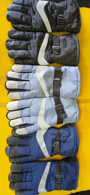 Sports Gloves/Riding Gloves