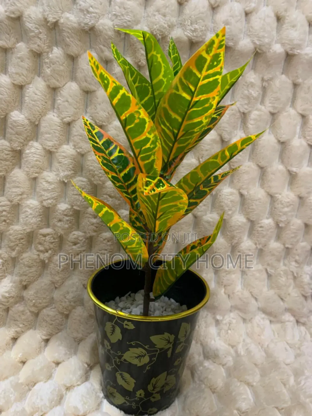 Artificial Decorative Flowers