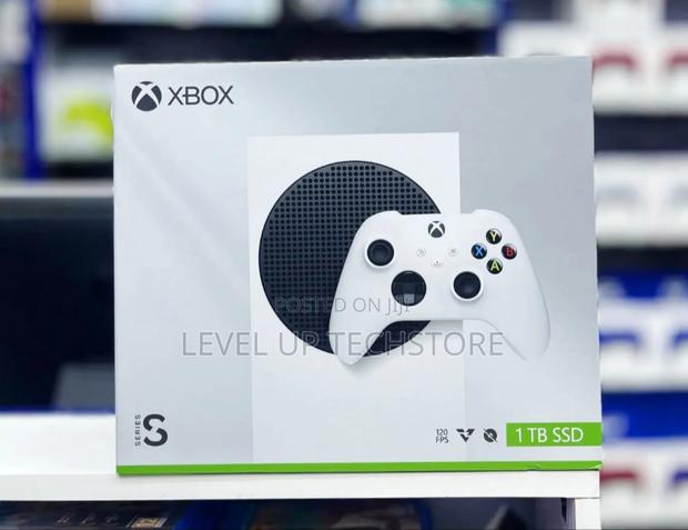 Microsoft Xbox Series S 1tb Console (Robot White) - main view