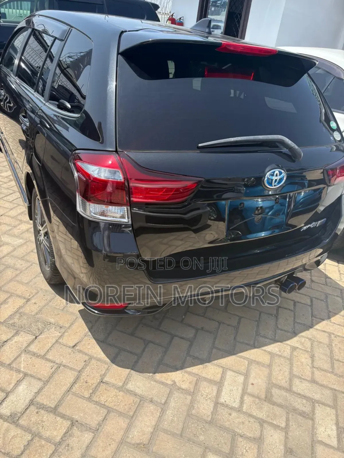 Toyota Corolla Fielder 2017 Matt Black