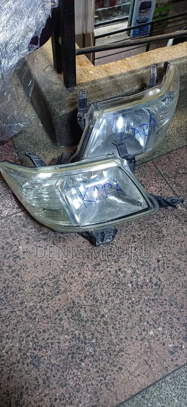 Toyota Hilux 2012 Headlight