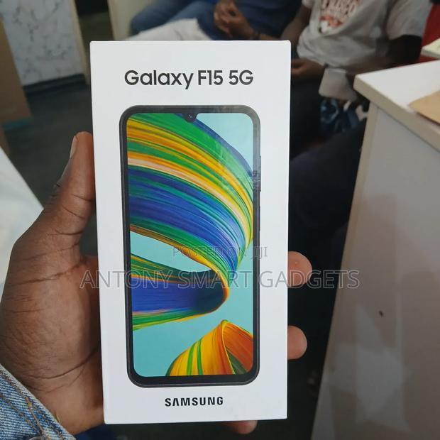 New Samsung Galaxy F15 128 GB Green - thumbnail 3