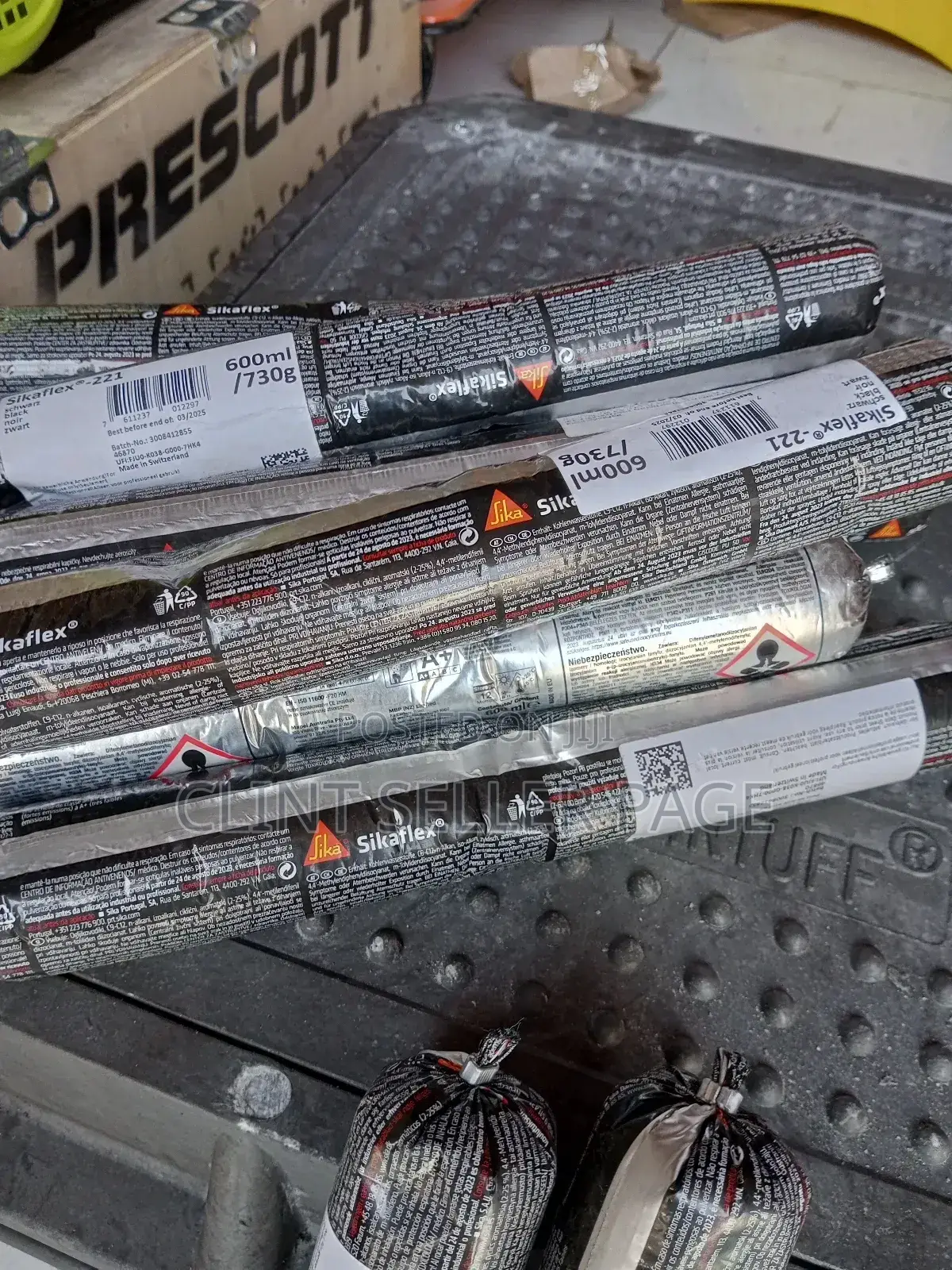Sikaflex Adhesive/ Seal Core