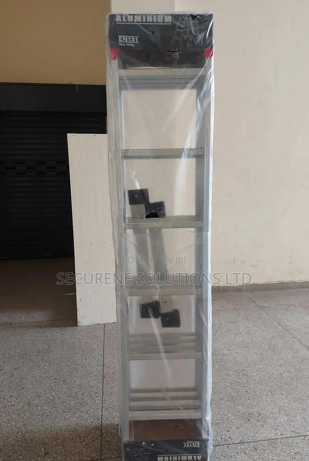Foldable 4 X 6 Aluminium Ladder - thumbnail 3
