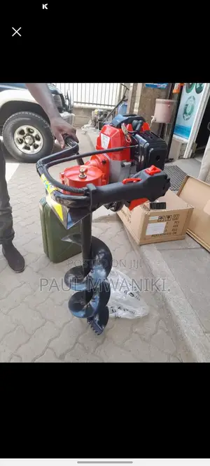 Petrol Earth Auger