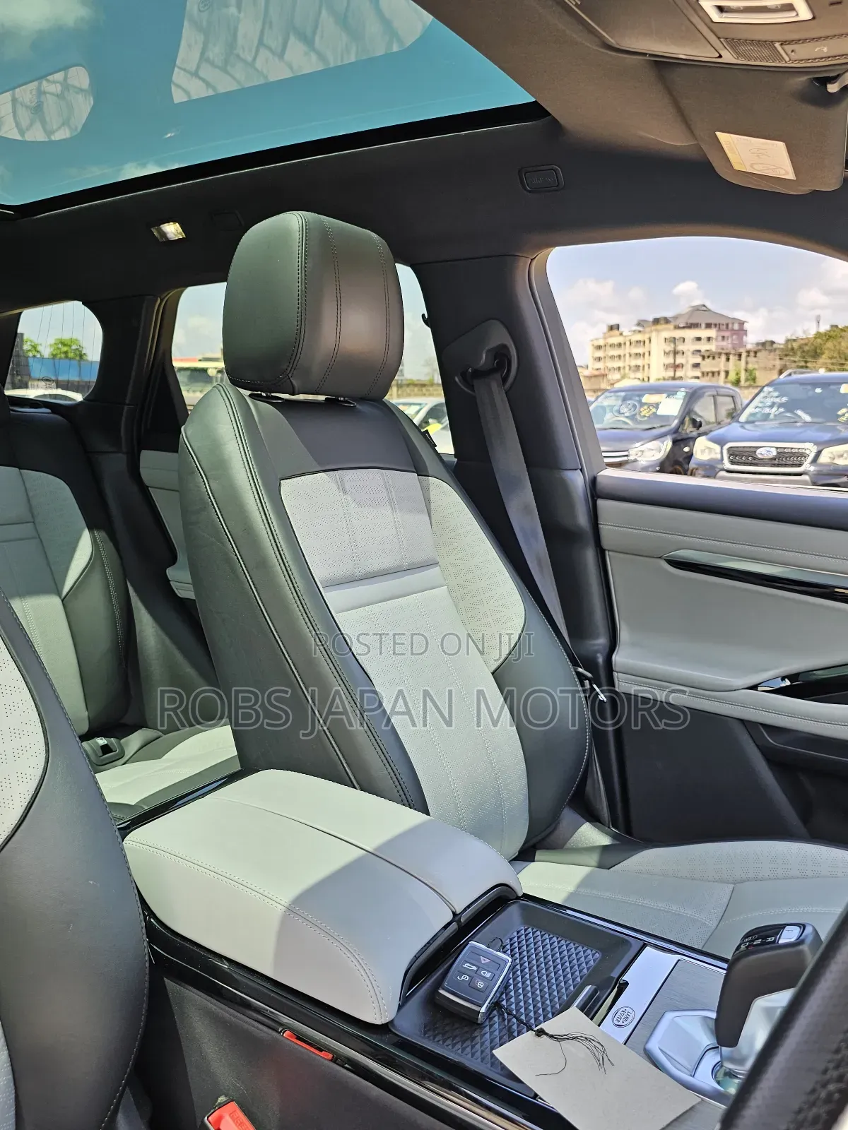 Land Rover Range Rover Evoque HSE 4x4 5-Door 2019 Red