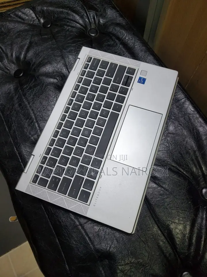 Laptop HP EliteBook 830 G8 16GB Intel Core i7 SSD 512GB
