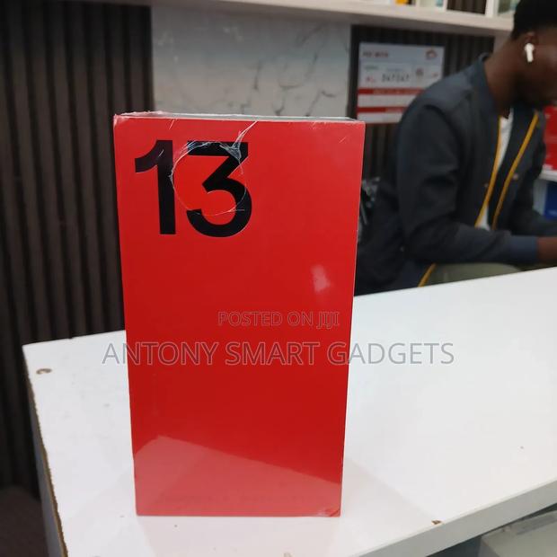 New OnePlus 13 512 GB Gray - thumbnail 2