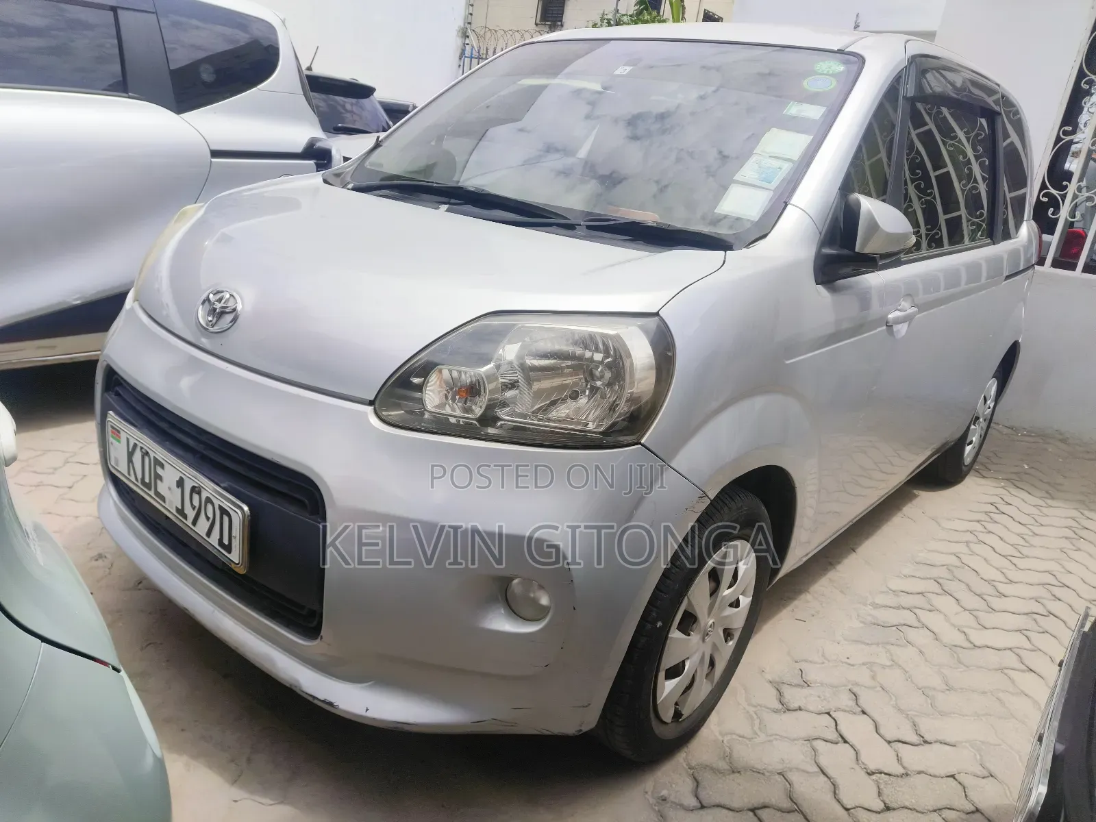 Toyota Porte 2015 Silver