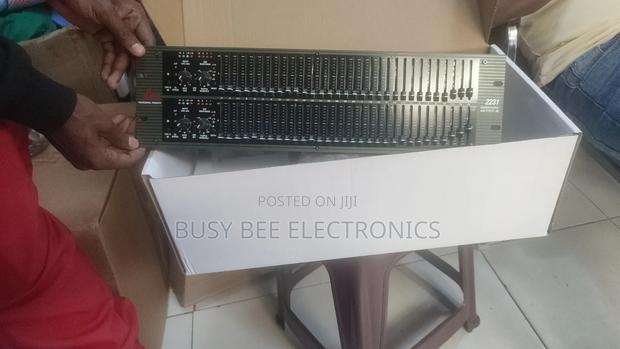 2231 DBX Double Equaliser - main view