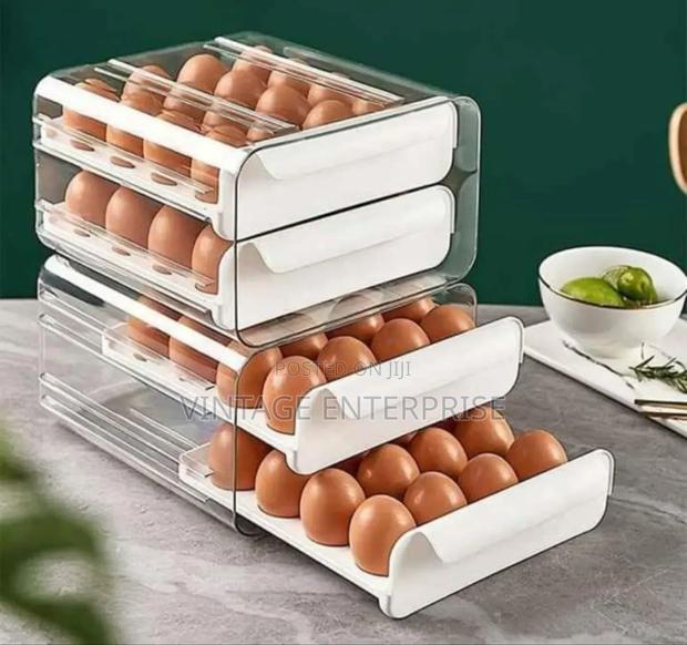 Acrylic Holder Egg