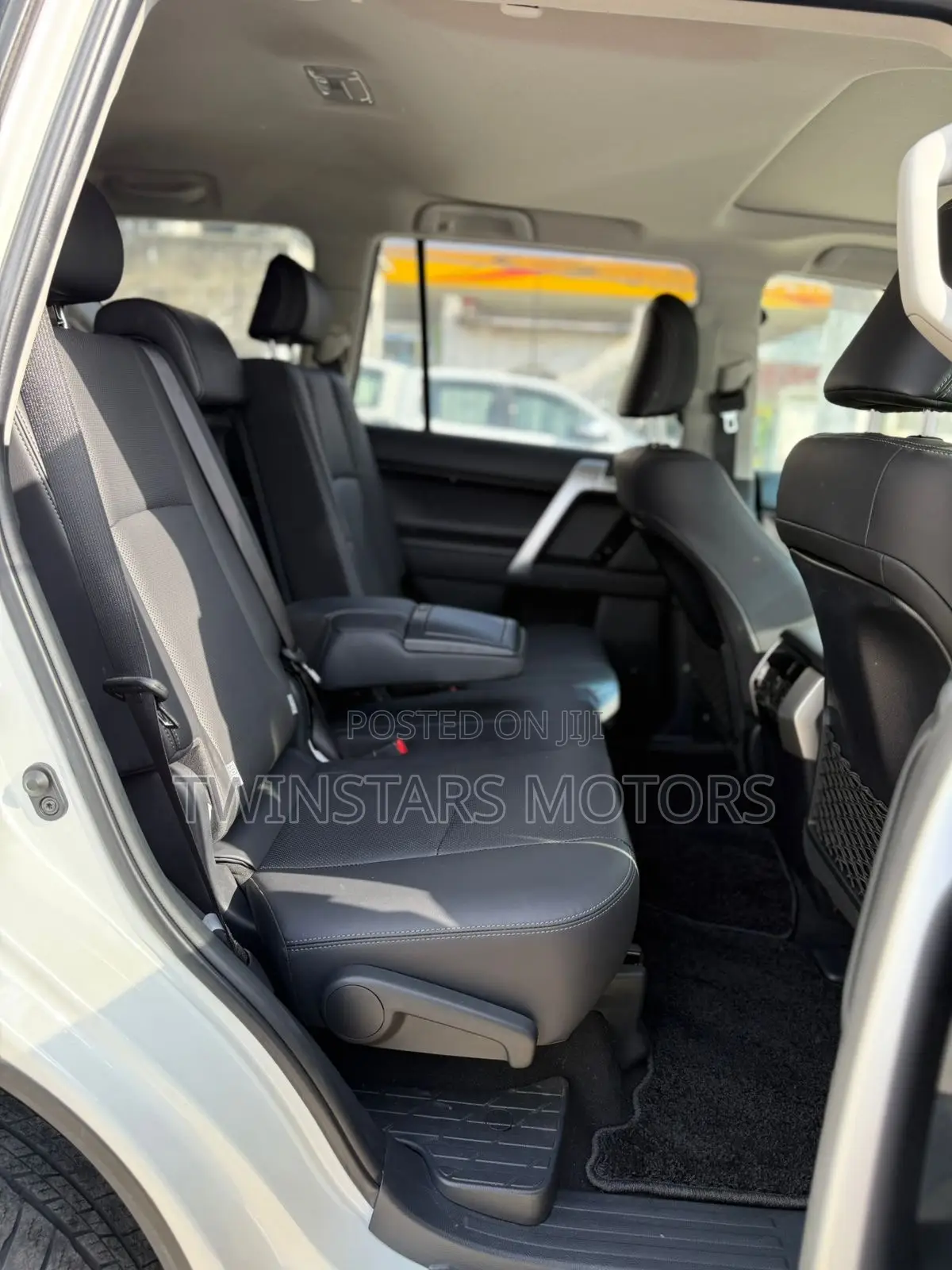 Toyota Land Cruiser Prado 2.8 2018 White