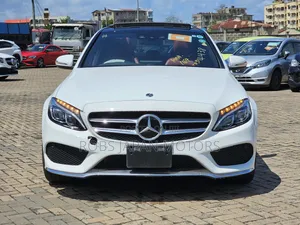 Mercedes-Benz C200 2018 Off white