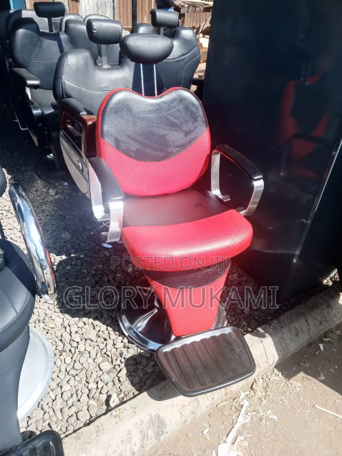 Red Sstylin Chair