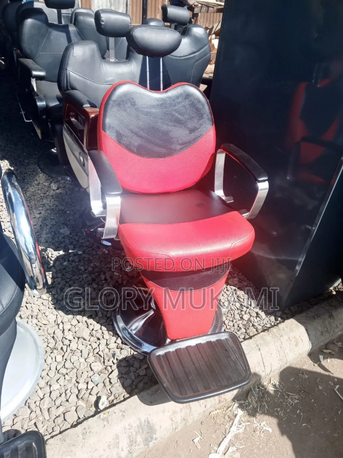 Red Sstylin Chair